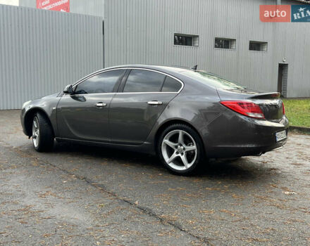 Сірий Опель Інсігнія, об'ємом двигуна 2.8 л та пробігом 180 тис. км за 6500 $, фото 2 на Automoto.ua