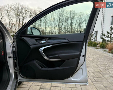 Сірий Опель Інсігнія, об'ємом двигуна 2 л та пробігом 219 тис. км за 7800 $, фото 36 на Automoto.ua