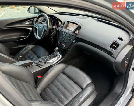 Сірий Опель Інсігнія, об'ємом двигуна 2 л та пробігом 219 тис. км за 7800 $, фото 17 на Automoto.ua