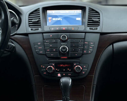 Сірий Опель Інсігнія, об'ємом двигуна 1.96 л та пробігом 265 тис. км за 7500 $, фото 25 на Automoto.ua