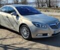 Серый Опель Инсигния, объемом двигателя 2 л и пробегом 182 тыс. км за 7500 $, фото 1 на Automoto.ua