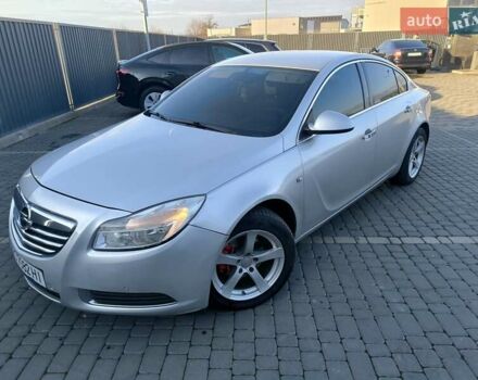 Серый Опель Инсигния, объемом двигателя 1.96 л и пробегом 350 тыс. км за 6300 $, фото 4 на Automoto.ua