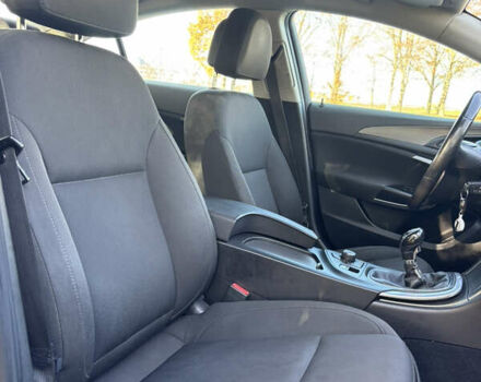 Серый Опель Инсигния, объемом двигателя 1.96 л и пробегом 250 тыс. км за 5550 $, фото 11 на Automoto.ua