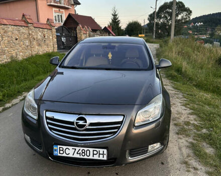 Серый Опель Инсигния, объемом двигателя 1.8 л и пробегом 175 тыс. км за 7500 $, фото 4 на Automoto.ua