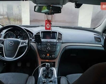 Серый Опель Инсигния, объемом двигателя 1.96 л и пробегом 313 тыс. км за 6700 $, фото 38 на Automoto.ua