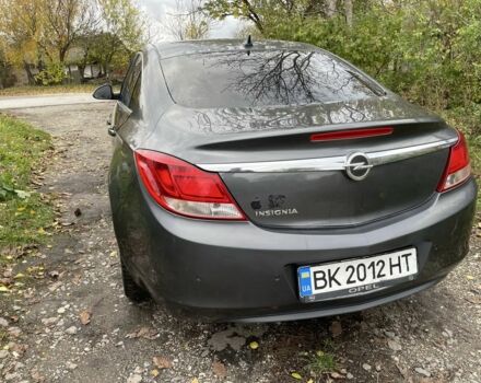 Серый Опель Инсигния, объемом двигателя 1.8 л и пробегом 174 тыс. км за 6499 $, фото 2 на Automoto.ua