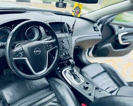 Опель Інсігнія 2009 у Чорткові на Automoto.ua Сірий Опель Інсігнія, об'ємом двигуна 2 л та пробігом 200 тис. км за 8800 $, фото 13 на Automoto.ua