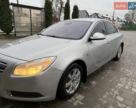 Серый Опель Инсигния, объемом двигателя 1.96 л и пробегом 277 тыс. км за 6500 $, фото 4 на Automoto.ua