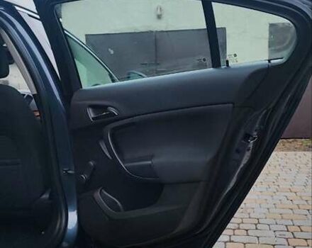 Серый Опель Инсигния, объемом двигателя 1.96 л и пробегом 313 тыс. км за 6700 $, фото 36 на Automoto.ua