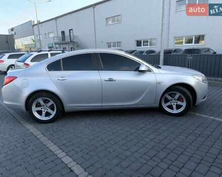 Серый Опель Инсигния, объемом двигателя 1.96 л и пробегом 350 тыс. км за 6300 $, фото 5 на Automoto.ua