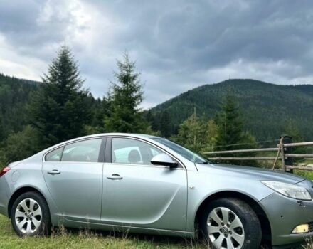 Сірий Опель Інсігнія, об'ємом двигуна 2 л та пробігом 200 тис. км за 6100 $, фото 2 на Automoto.ua