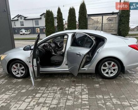 Серый Опель Инсигния, объемом двигателя 1.96 л и пробегом 277 тыс. км за 6500 $, фото 7 на Automoto.ua