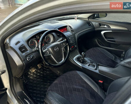 Серый Опель Инсигния, объемом двигателя 1.96 л и пробегом 296 тыс. км за 4750 $, фото 14 на Automoto.ua