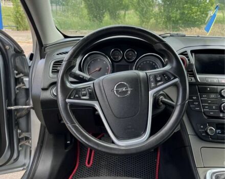 Сірий Опель Інсігнія, об'ємом двигуна 2 л та пробігом 200 тис. км за 6100 $, фото 7 на Automoto.ua