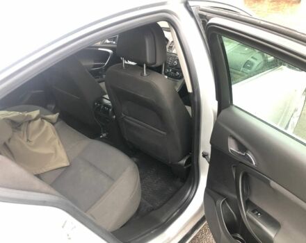 Серый Опель Инсигния, объемом двигателя 1.8 л и пробегом 317 тыс. км за 3600 $, фото 6 на Automoto.ua