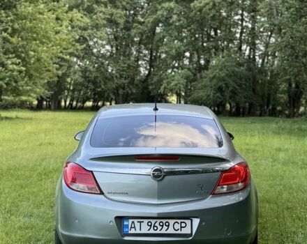 Серый Опель Инсигния, объемом двигателя 2 л и пробегом 270 тыс. км за 6650 $, фото 3 на Automoto.ua