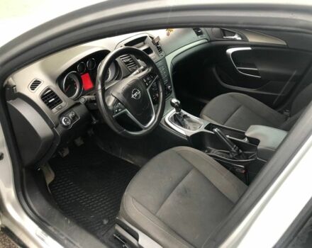 Серый Опель Инсигния, объемом двигателя 1.8 л и пробегом 317 тыс. км за 3600 $, фото 5 на Automoto.ua