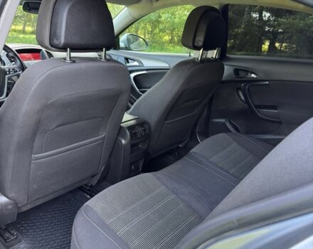 Серый Опель Инсигния, объемом двигателя 2 л и пробегом 270 тыс. км за 6650 $, фото 7 на Automoto.ua