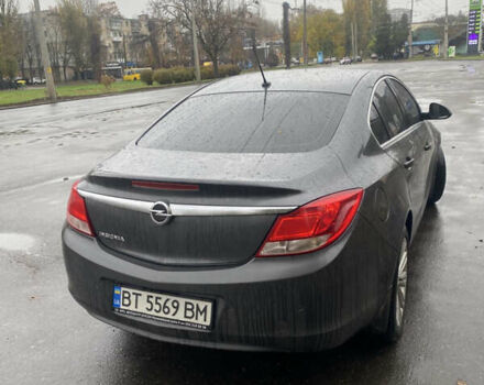Сірий Опель Інсігнія, об'ємом двигуна 1.8 л та пробігом 213 тис. км за 9000 $, фото 2 на Automoto.ua
