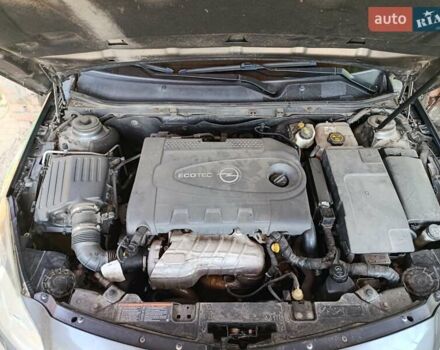Сірий Опель Інсігнія, об'ємом двигуна 1.96 л та пробігом 175 тис. км за 8000 $, фото 19 на Automoto.ua
