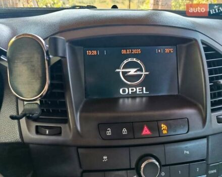 Сірий Опель Інсігнія, об'ємом двигуна 1.96 л та пробігом 175 тис. км за 8000 $, фото 21 на Automoto.ua