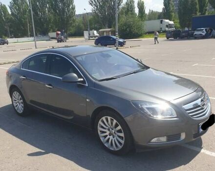 Сірий Опель Інсігнія, об'ємом двигуна 2 л та пробігом 150 тис. км за 10300 $, фото 3 на Automoto.ua