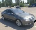 Серый Опель Инсигния, объемом двигателя 2 л и пробегом 150 тыс. км за 10300 $, фото 3 на Automoto.ua