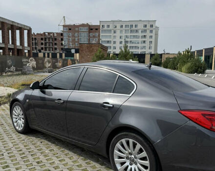 Серый Опель Инсигния, объемом двигателя 1.96 л и пробегом 236 тыс. км за 9000 $, фото 3 на Automoto.ua