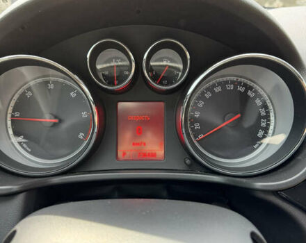 Серый Опель Инсигния, объемом двигателя 1.96 л и пробегом 236 тыс. км за 9000 $, фото 9 на Automoto.ua