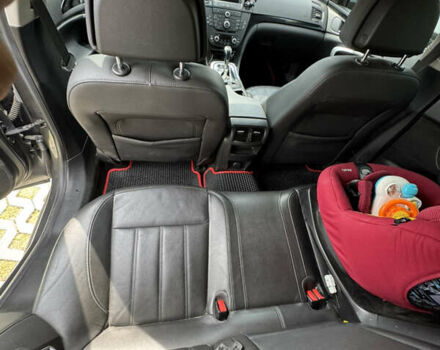 Серый Опель Инсигния, объемом двигателя 1.96 л и пробегом 236 тыс. км за 9000 $, фото 8 на Automoto.ua