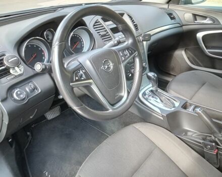 Сірий Опель Інсігнія, об'ємом двигуна 2 л та пробігом 109 тис. км за 8200 $, фото 3 на Automoto.ua