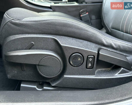 Серый Опель Инсигния, объемом двигателя 2 л и пробегом 114 тыс. км за 9700 $, фото 24 на Automoto.ua