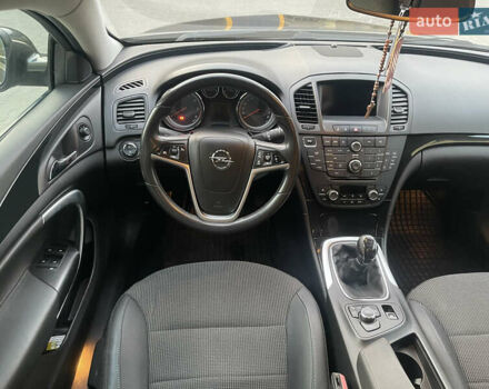Сірий Опель Інсігнія, об'ємом двигуна 1.96 л та пробігом 225 тис. км за 9300 $, фото 36 на Automoto.ua