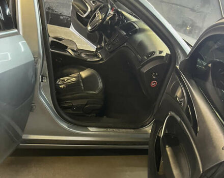 Опель Инсигния 2012 в Ровно на Automoto.ua Серый Опель Инсигния, объемом двигателя 2 л и пробегом 209 тыс. км за 9000 $, фото 7 на Automoto.ua