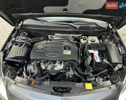 Серый Опель Инсигния, объемом двигателя 2 л и пробегом 114 тыс. км за 9700 $, фото 48 на Automoto.ua