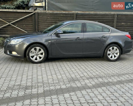 Серый Опель Инсигния, объемом двигателя 2 л и пробегом 114 тыс. км за 9700 $, фото 4 на Automoto.ua