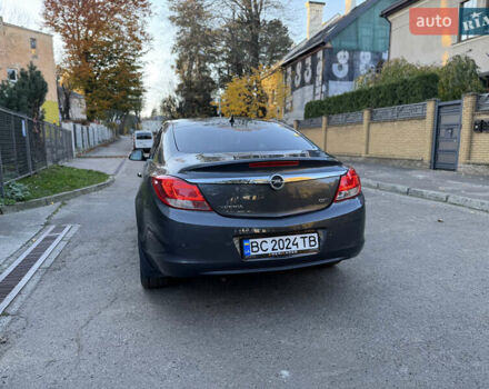 Опель Инсигния 2012 в Львове на Automoto.ua Серый Опель Инсигния, объемом двигателя 1.96 л и пробегом 155 тыс. км за 10299 $, фото 6 на Automoto.ua