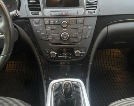 Сірий Опель Інсігнія, об'ємом двигуна 1.96 л та пробігом 225 тис. км за 9300 $, фото 41 на Automoto.ua