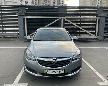 Серый Опель Инсигния, объемом двигателя 1.36 л и пробегом 1 тыс. км за 18500 $, фото 1 на Automoto.ua