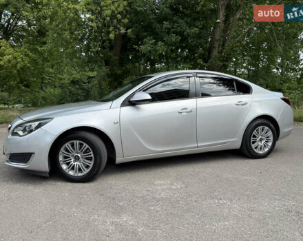 Серый Опель Инсигния, объемом двигателя 2 л и пробегом 241 тыс. км за 8300 $, фото 9 на Automoto.ua