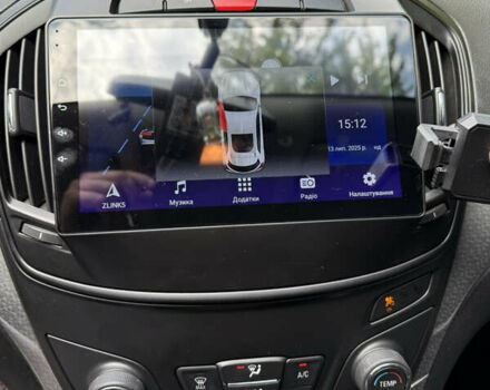 Серый Опель Инсигния, объемом двигателя 2 л и пробегом 241 тыс. км за 8300 $, фото 18 на Automoto.ua