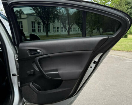 Серый Опель Инсигния, объемом двигателя 2 л и пробегом 241 тыс. км за 8300 $, фото 34 на Automoto.ua