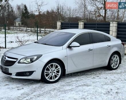 Серый Опель Инсигния, объемом двигателя 0 л и пробегом 235 тыс. км за 8999 $, фото 15 на Automoto.ua
