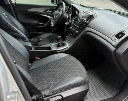 Серый Опель Инсигния, объемом двигателя 2 л и пробегом 241 тыс. км за 8300 $, фото 31 на Automoto.ua