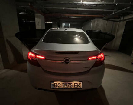 Сірий Опель Інсігнія, об'ємом двигуна 2 л та пробігом 99 тис. км за 11000 $, фото 2 на Automoto.ua