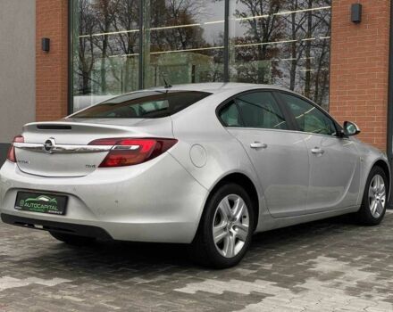 Серый Опель Инсигния, объемом двигателя 2 л и пробегом 225 тыс. км за 10500 $, фото 7 на Automoto.ua