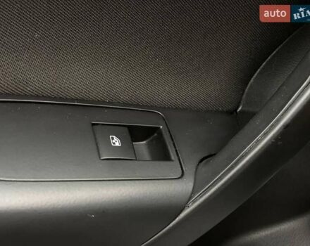 Серый Опель Инсигния, объемом двигателя 1.96 л и пробегом 225 тыс. км за 10500 $, фото 38 на Automoto.ua