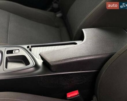 Серый Опель Инсигния, объемом двигателя 1.96 л и пробегом 225 тыс. км за 10500 $, фото 35 на Automoto.ua