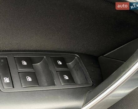 Серый Опель Инсигния, объемом двигателя 1.96 л и пробегом 225 тыс. км за 10500 $, фото 20 на Automoto.ua