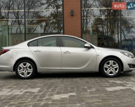 Серый Опель Инсигния, объемом двигателя 1.96 л и пробегом 225 тыс. км за 8890 $, фото 6 на Automoto.ua